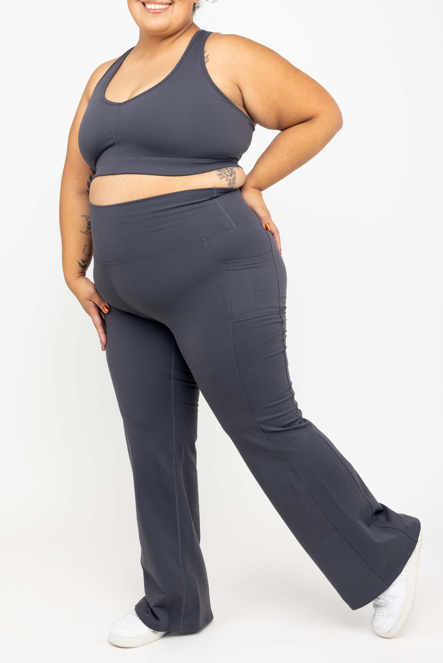 SuperHold Flare-legging - Carbon