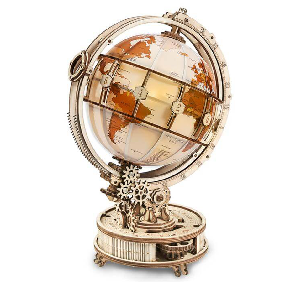 Luminous Globus