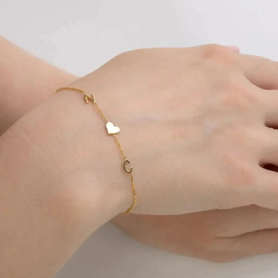 Charmify | Gepersonaliseerde armband met zij-initialen