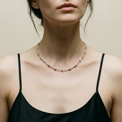 Chokeletto | Comfortabele choker met opvallend barbed wire design voor elke outfit