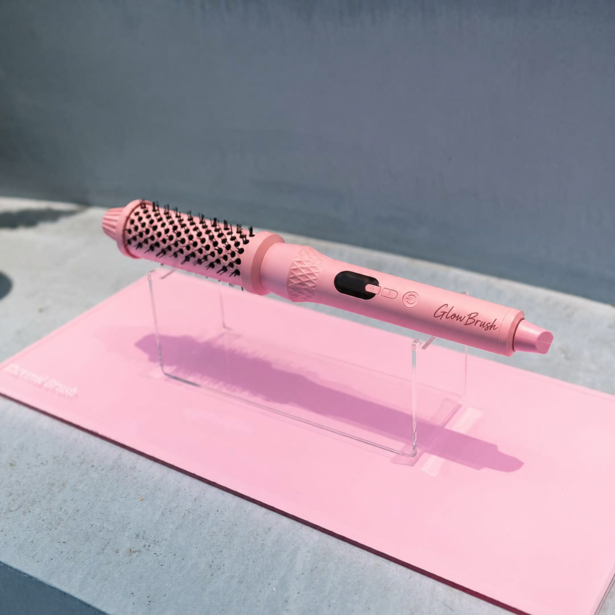 GlowBrush | Maakt snel en eenvoudig glad en steil haar mogelijk