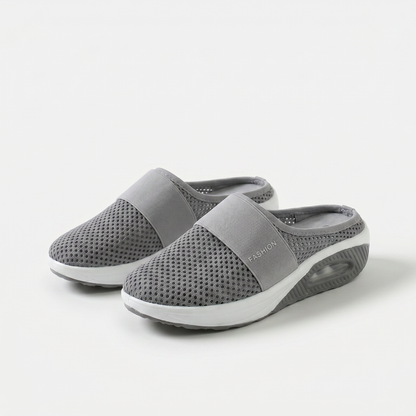 Compa – Comfortabele sleehak-sandalen