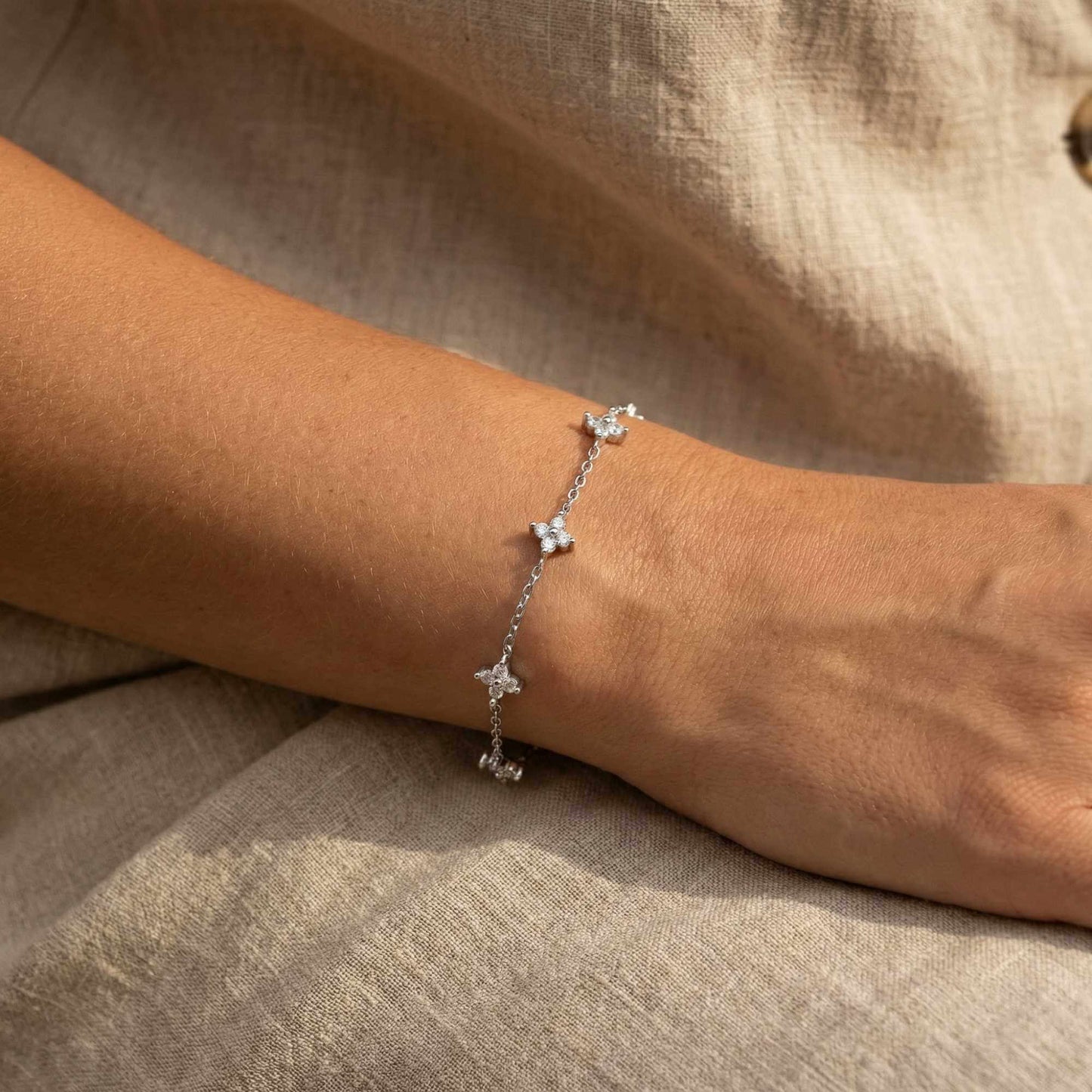 Kristallen bloemenarmband