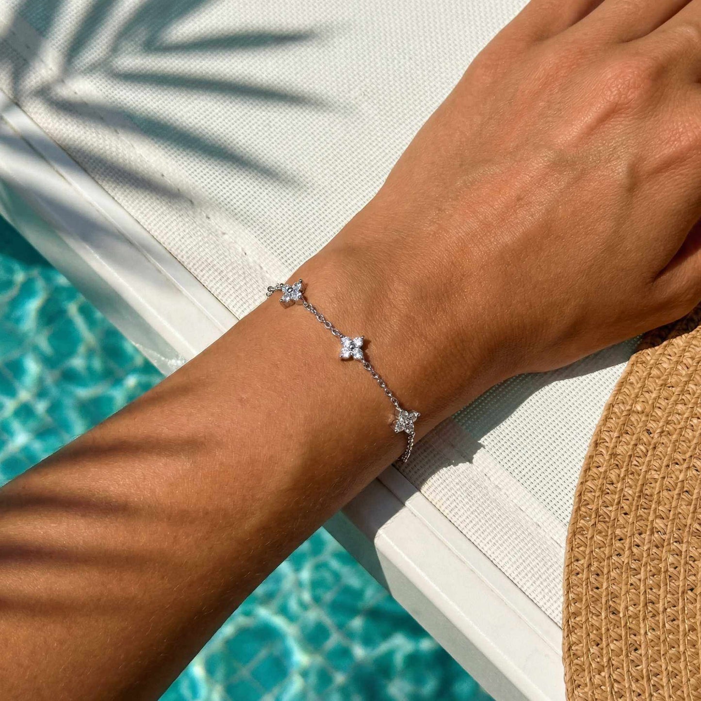 Kristallen bloemenarmband