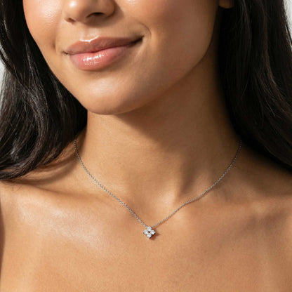 Kristallen bloemenketting