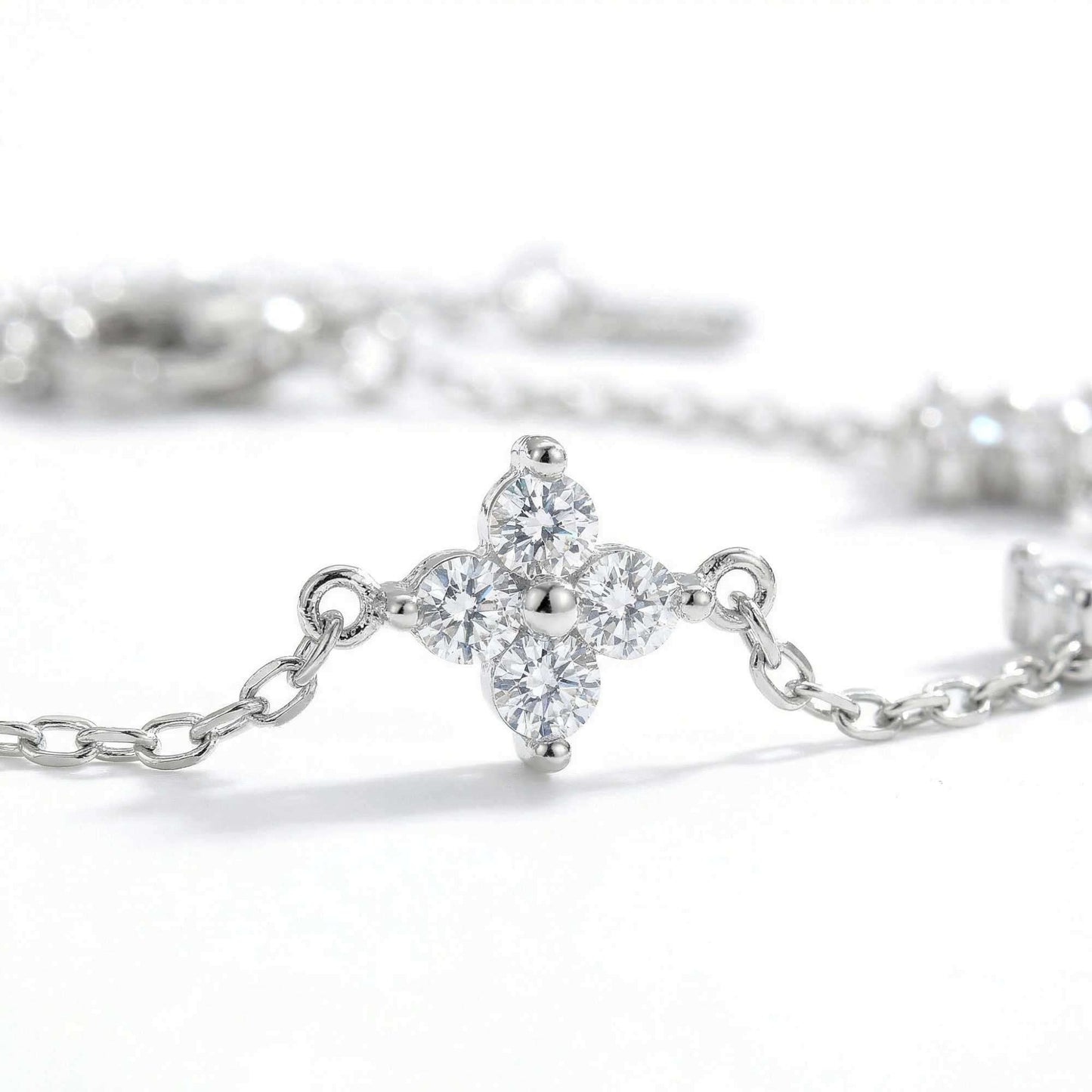 Kristallen bloemenarmband