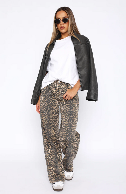 Delora Low Rise Wide Leg Leopard Jeans