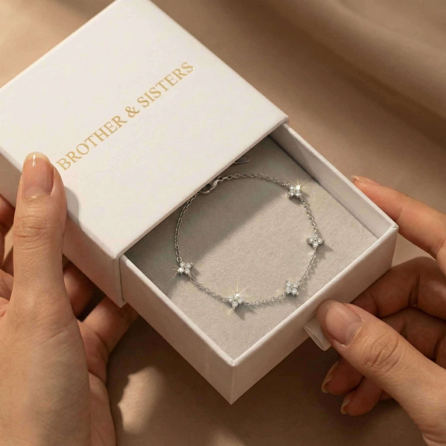 Kristallen bloemenarmband