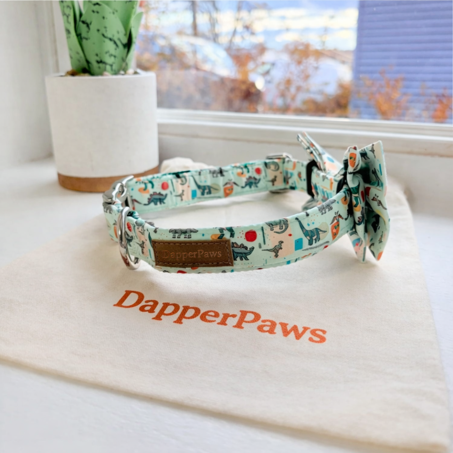 DapperPaws | Hondenhalsband met vlinderdas - Munt Pittige Dino
