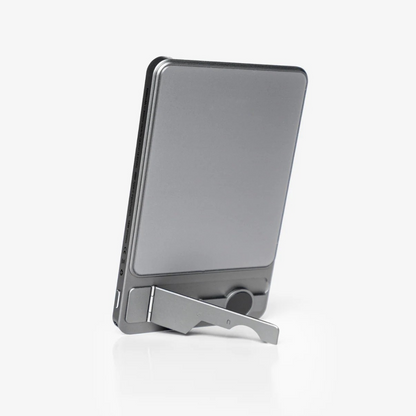 Aeron Magnetische Powerbank | Ultradun Ontwerp met Ingebouwde Stand