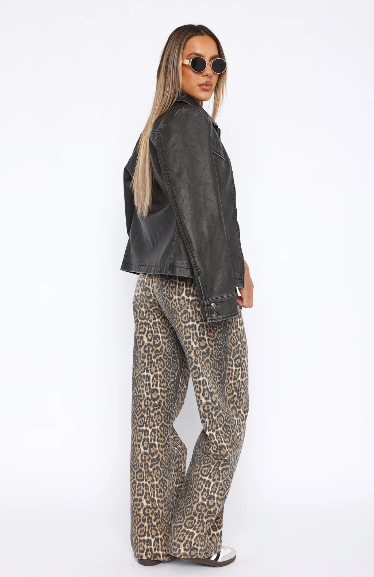 Delora Low Rise Wide Leg Leopard Jeans