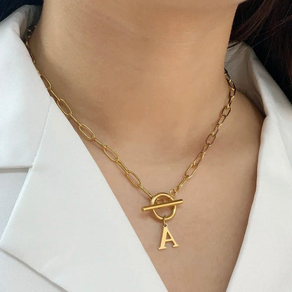 ClaspCircle | Paperclip Schakel ketting met initiaal