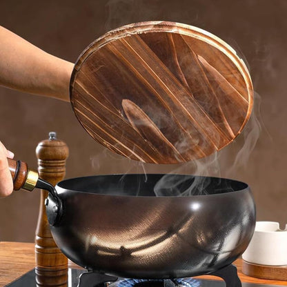 Gietijzeren koekenpan met houten handgreep – puur vakmanschap