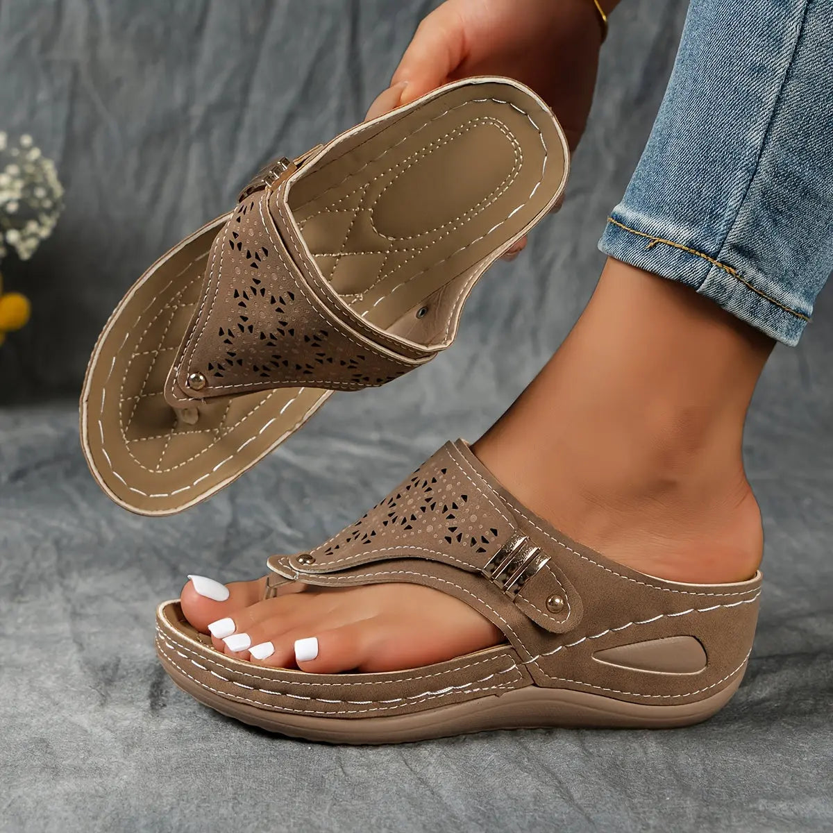 Élodie – Dames-slippers met sleehak en teenstuk
