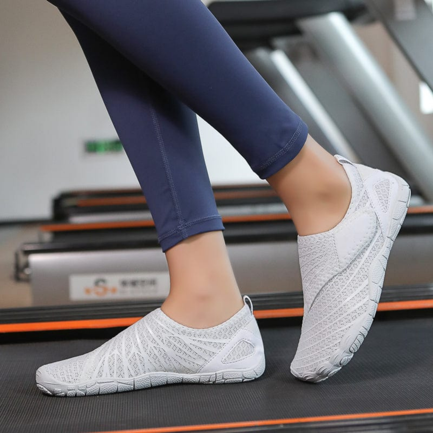 FlexiStep | Lichtgewicht schoenen geven je voeten volledige bewegingsvrijheid