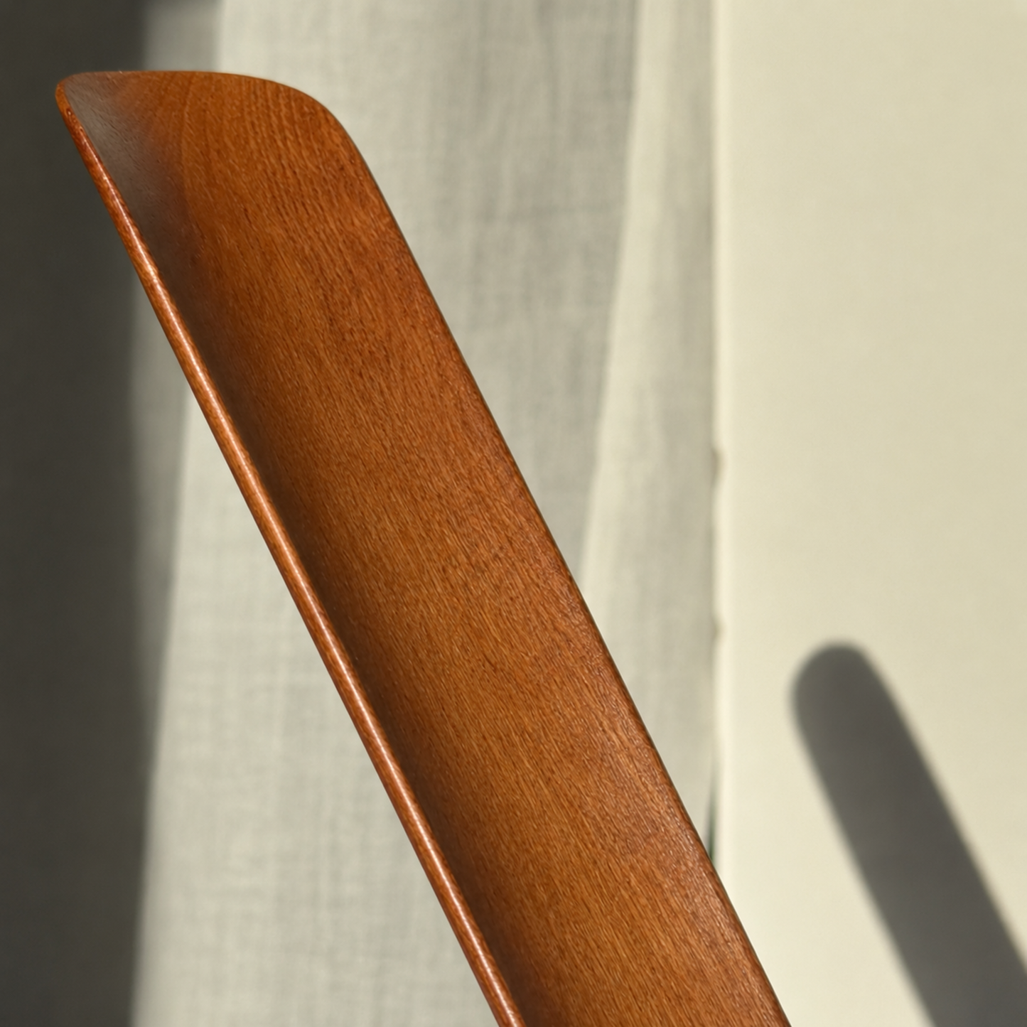 SlipEase | Magnetische, massief houten schoenlepel