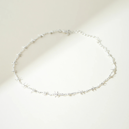 Chokeletto | Comfortabele choker met opvallend barbed wire design voor elke outfit
