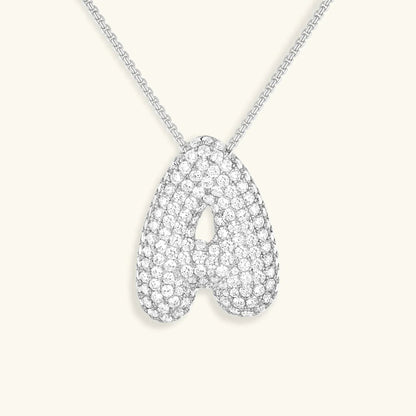 Ketting met diamant en initiaal in 'bubble'-stijl