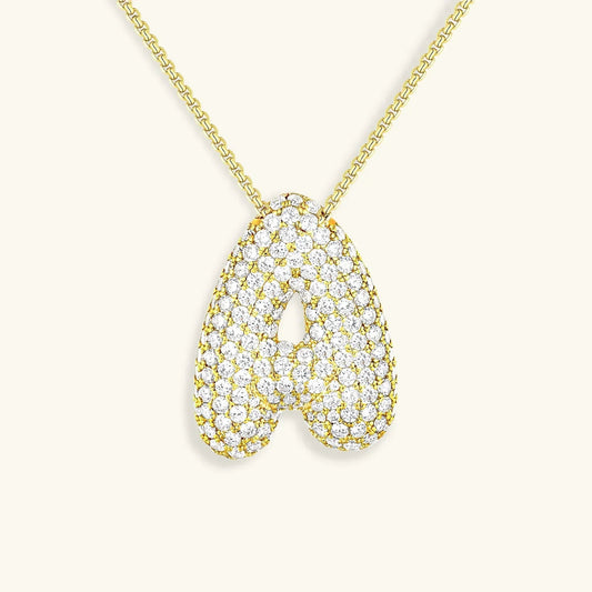 Ketting met diamant en initiaal in 'bubble'-stijl