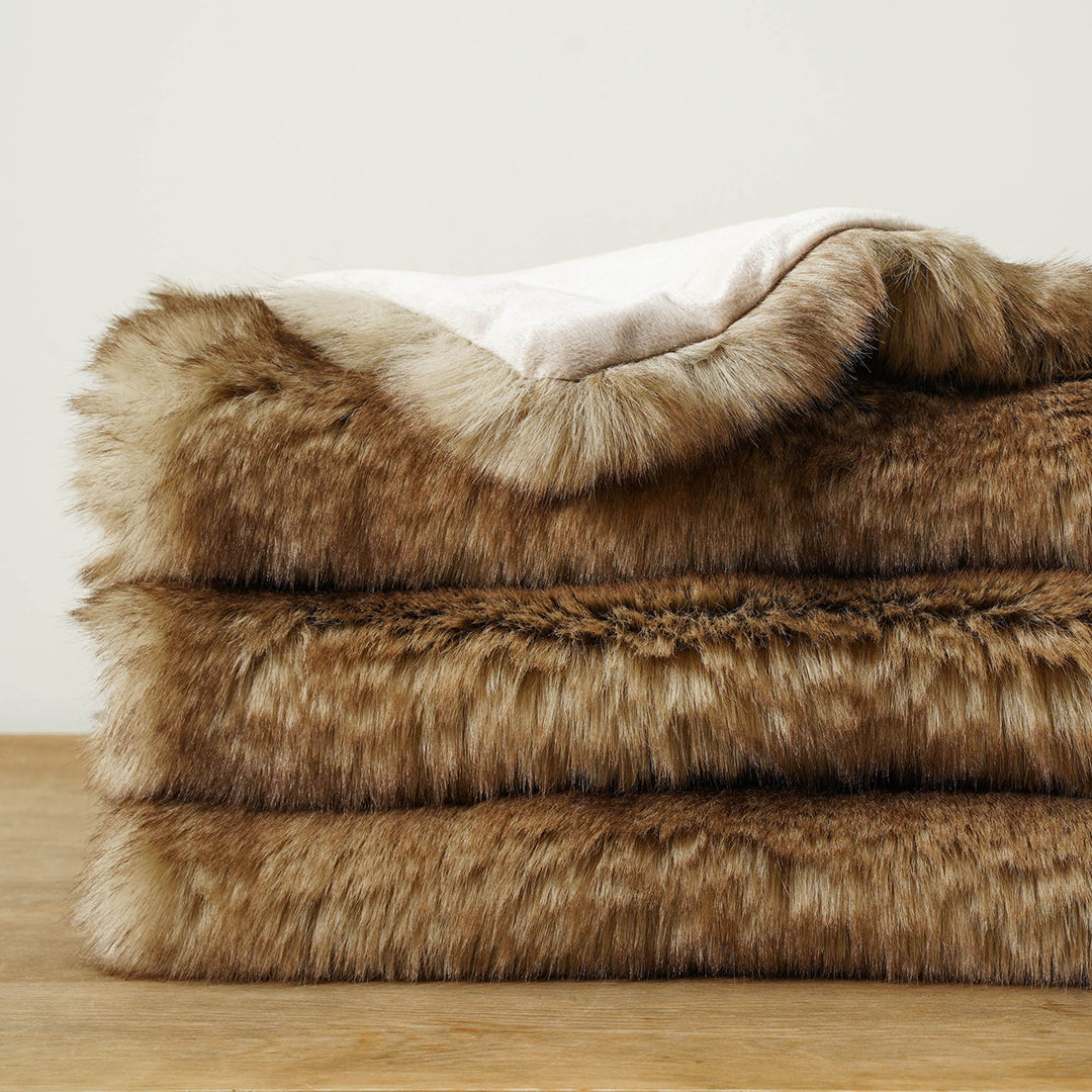 Verwenende Zware Deken – Luxe Faux Fur en Comfort