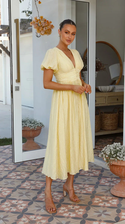 Amara Maxi Dress – Waar lichtheid en vrouwelijkheid samenkomen