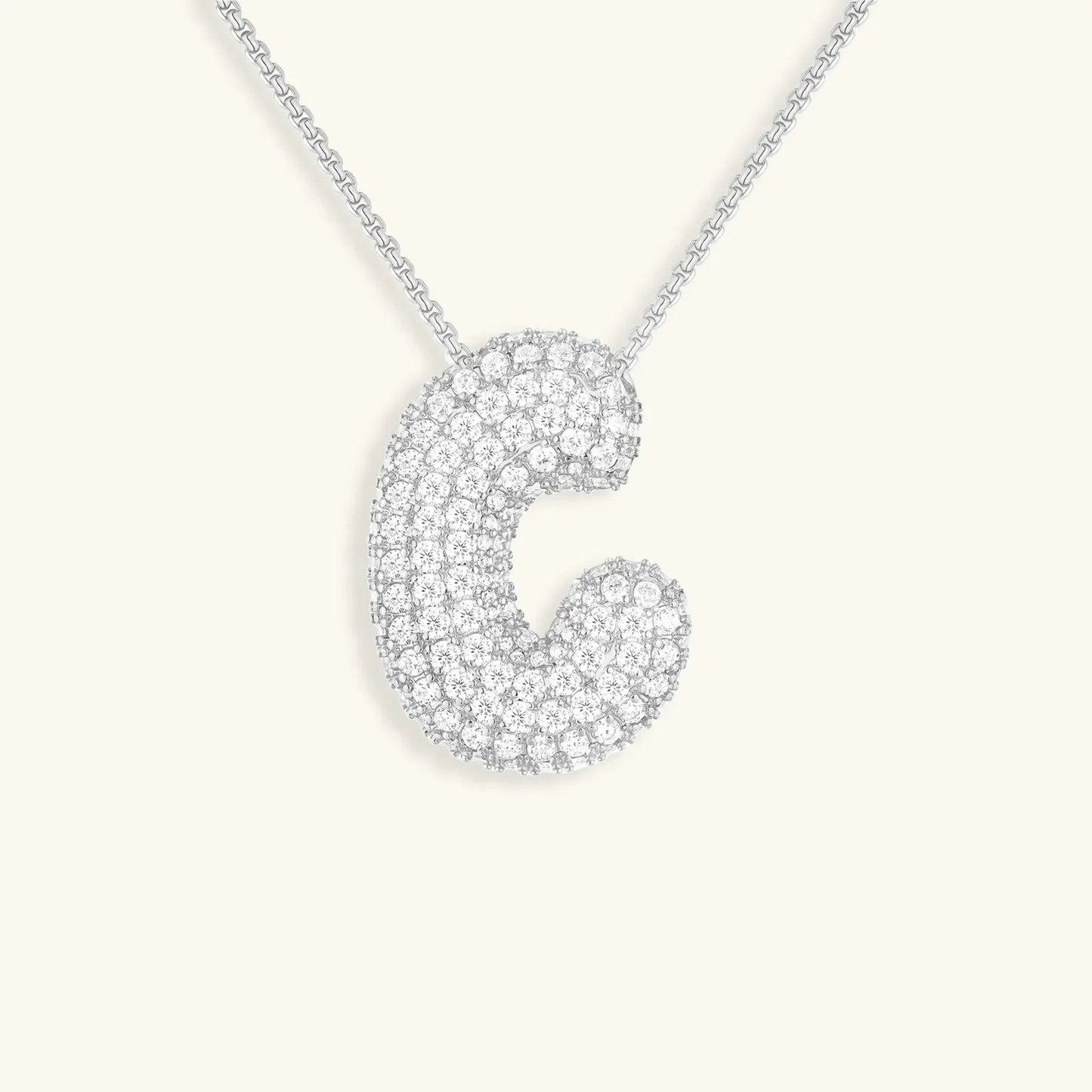 Ketting met diamant en initiaal in 'bubble'-stijl