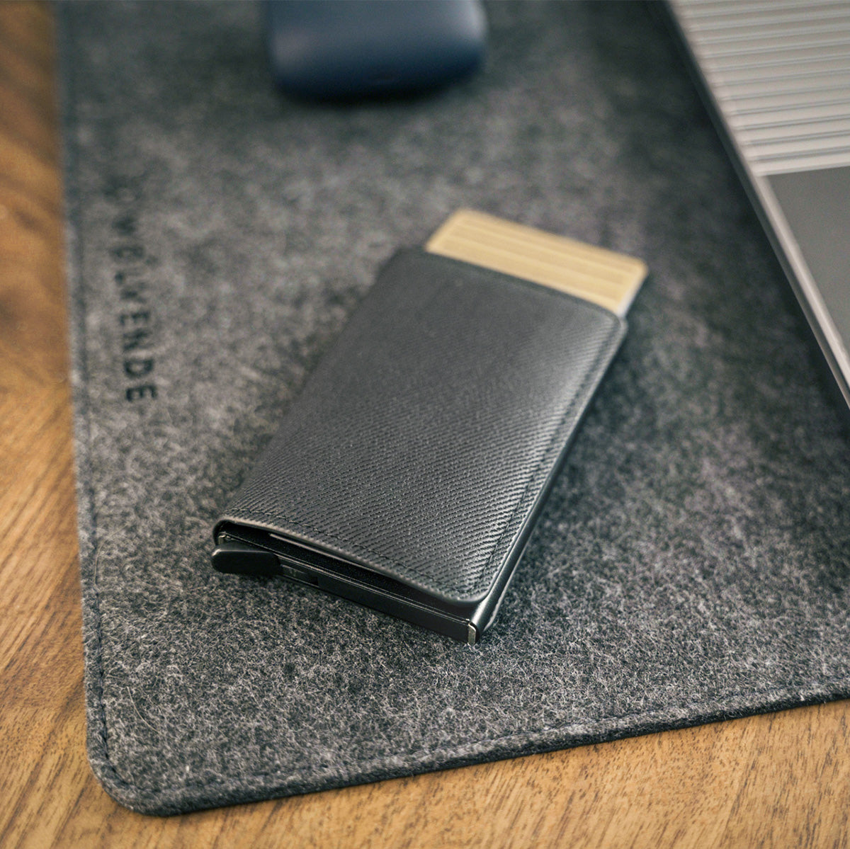 PrimusPorte | RFID Anti-skim Slim Wallet