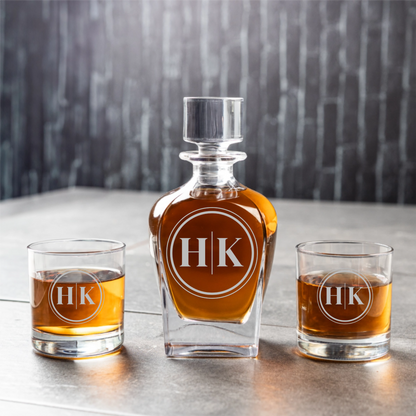 Gepersonaliseerde Tudor-karafset met whiskyglazen – Signature-ontwerpen