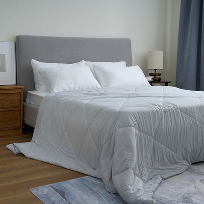 FURRFREE Super Cooling Comforter 2.0 – Geavanceerd koel beddengoed dat geen huisdierhaar vasthoudt; ideaal voor warme slapers en huisdiereigenaren.