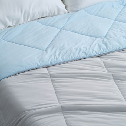 FURRFREE Super Cooling Comforter 2.0 – Geavanceerd koel beddengoed dat geen huisdierhaar vasthoudt; ideaal voor warme slapers en huisdiereigenaren.