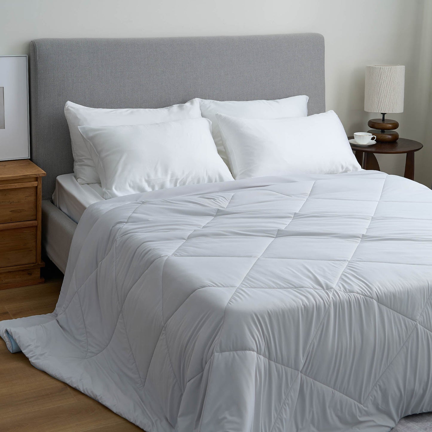 FURRFREE Super Cooling Comforter 2.0 – Geavanceerd koel beddengoed dat geen huisdierhaar vasthoudt; ideaal voor warme slapers en huisdiereigenaren.
