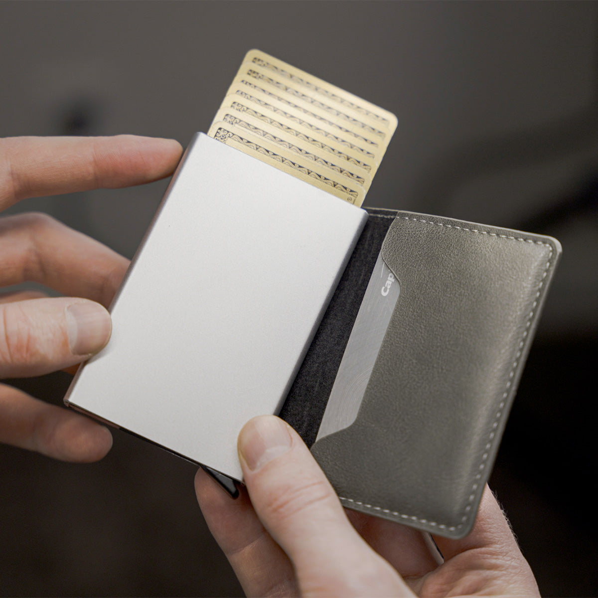 PrimusPorte | RFID Anti-skim Slim Wallet
