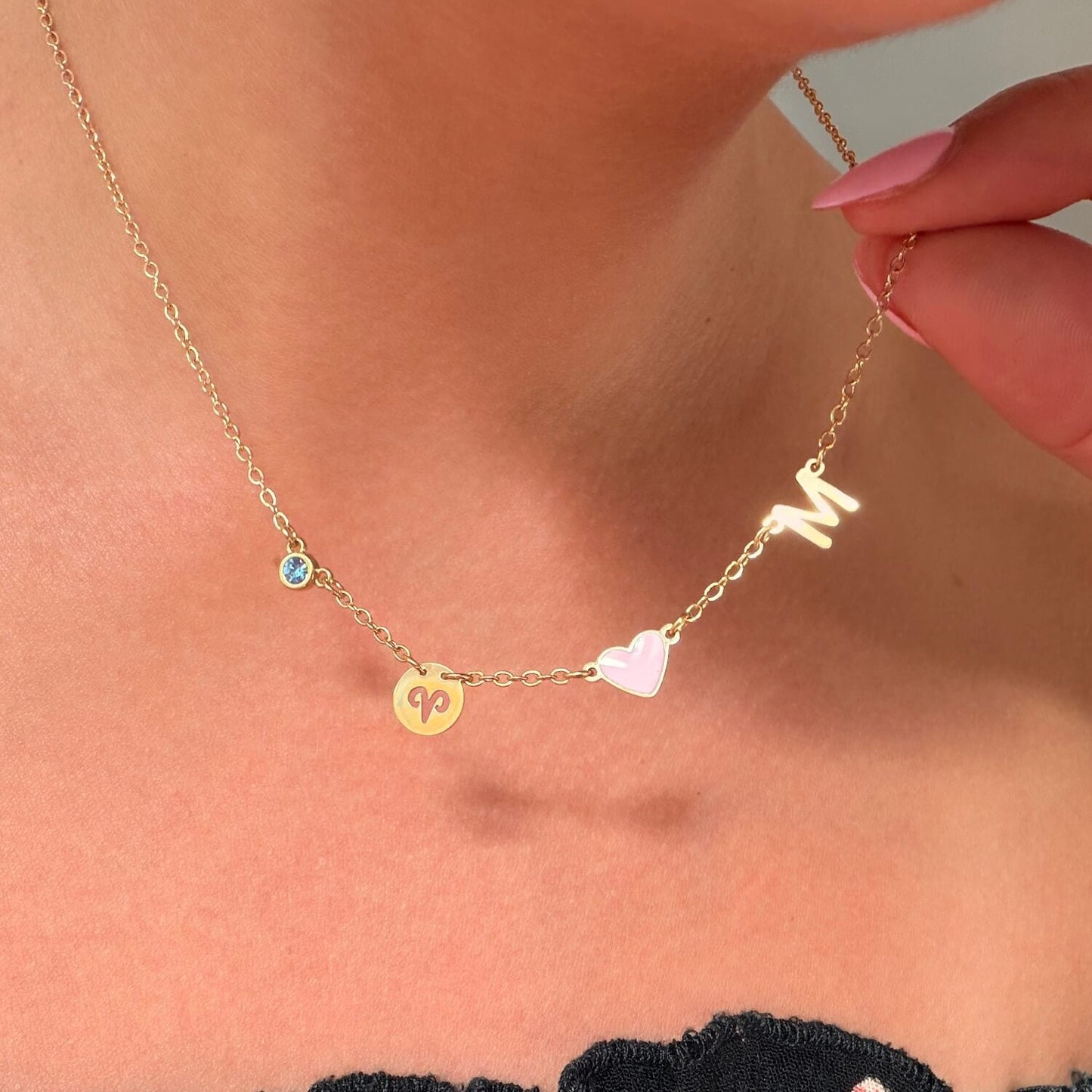 Charmella | Gepersonaliseerde ketting met initialen hartje en geboortesteen