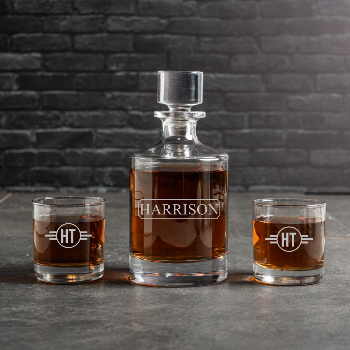 Gepersonaliseerde Aberdeen-karaf met 2 lage whiskyglazen