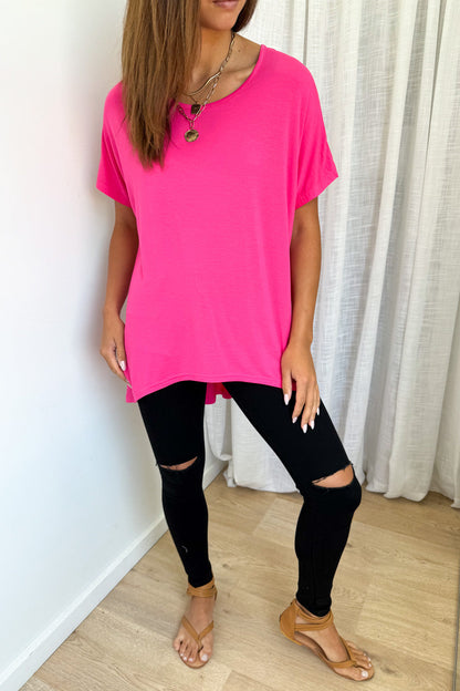 Softique | T-shirt Met langer achterpand- Lippenstift roze