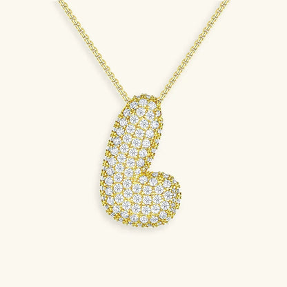 Ketting met diamant en initiaal in 'bubble'-stijl
