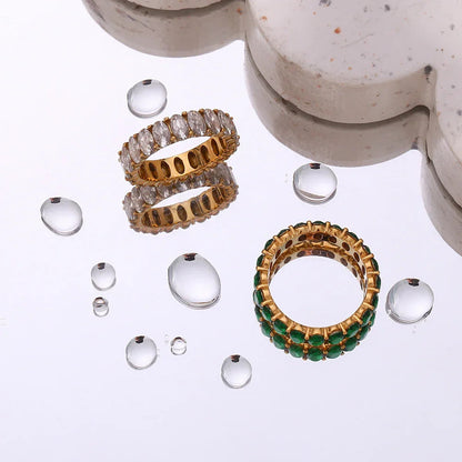 Gouden ring met Antoinette-diamantimitatie