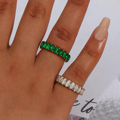 Gouden ring met Antoinette-diamantimitatie