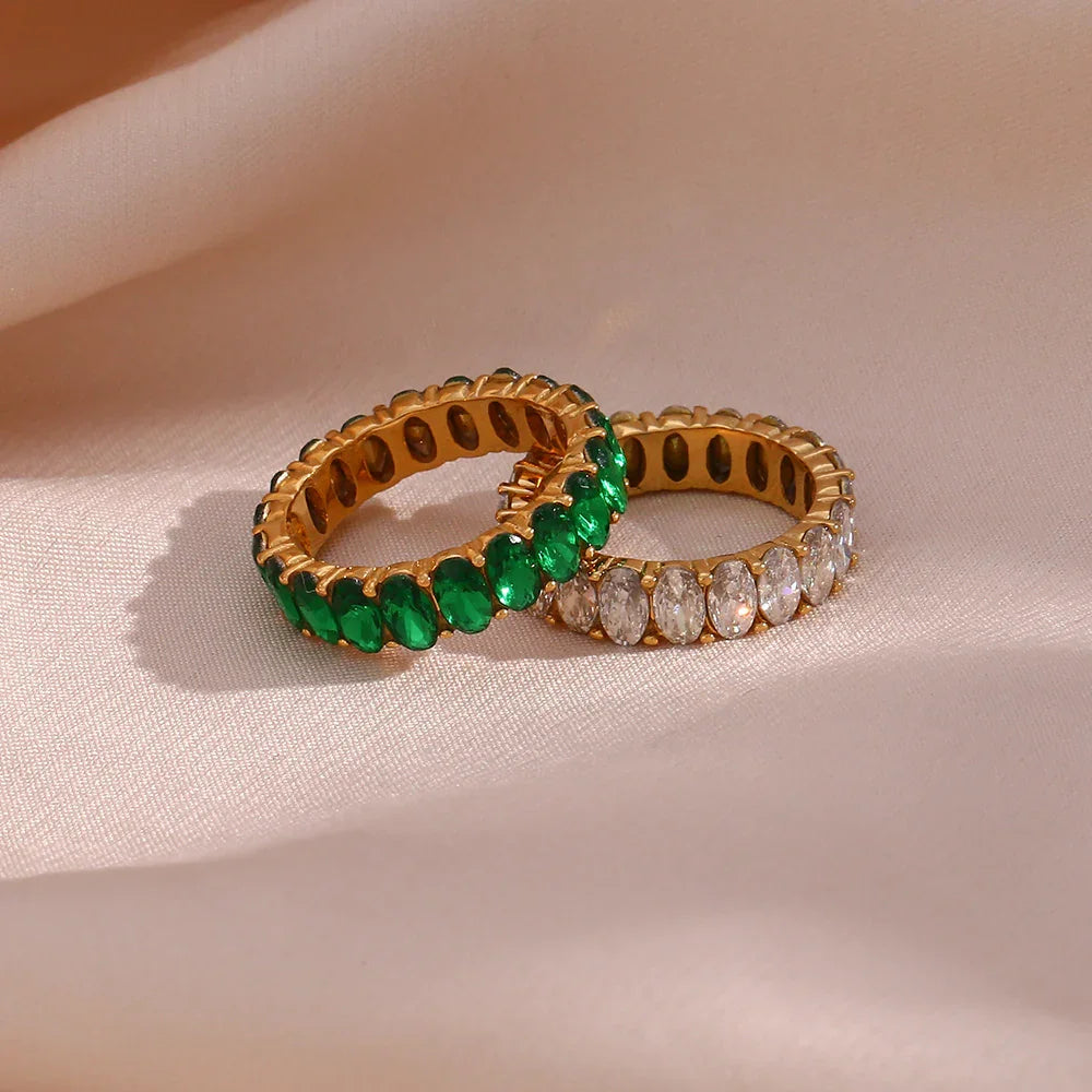 Gouden ring met Antoinette-diamantimitatie