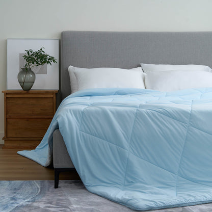 FURRFREE Super Cooling Comforter 2.0 – Geavanceerd koel beddengoed dat geen huisdierhaar vasthoudt; ideaal voor warme slapers en huisdiereigenaren.