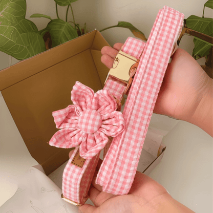 BloomPaws | Verstelbare Hondenhalsband - Roze gingham