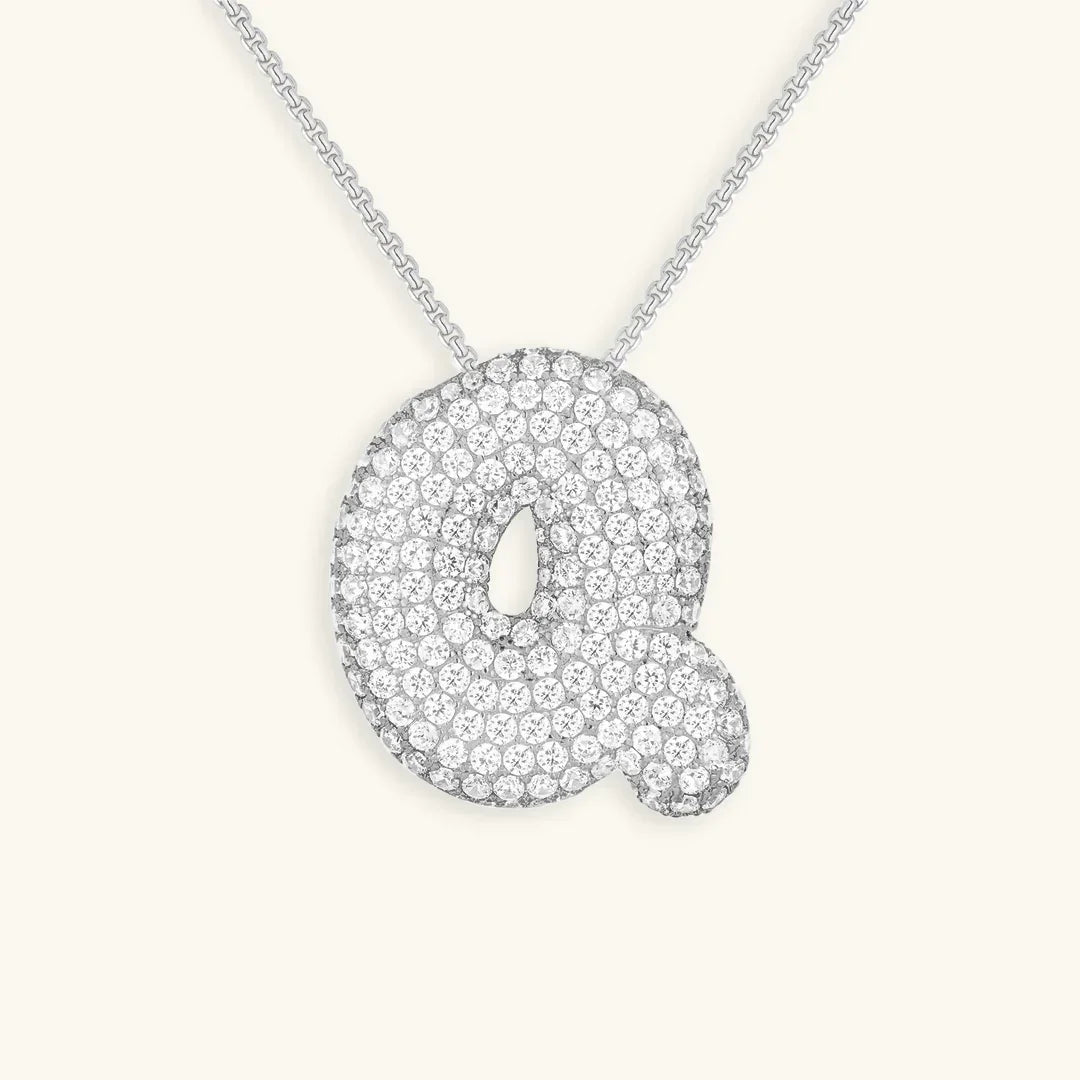 Ketting met diamant en initiaal in 'bubble'-stijl