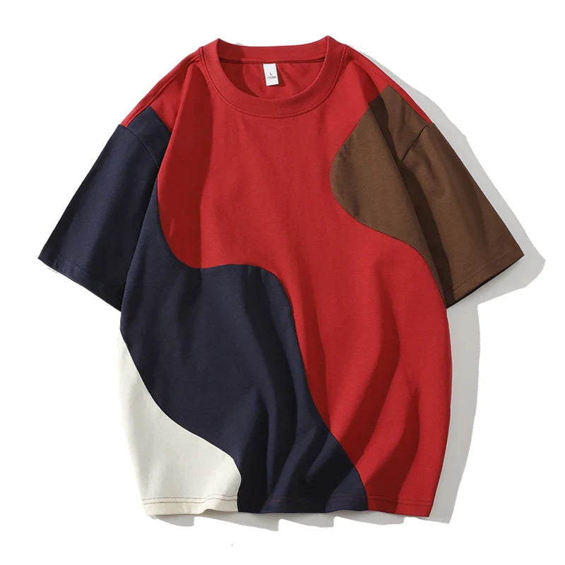 Cascade Patch Tee Draag kleur met karakter – voor wie niet bang is om op te vallen