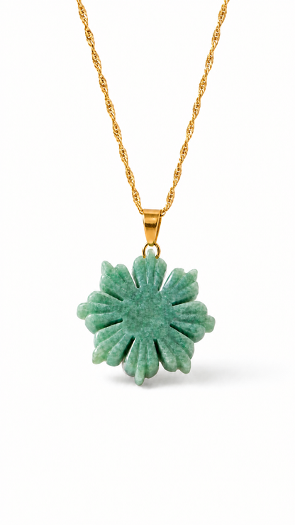RadiantJade | Handgesneden jade-ketting