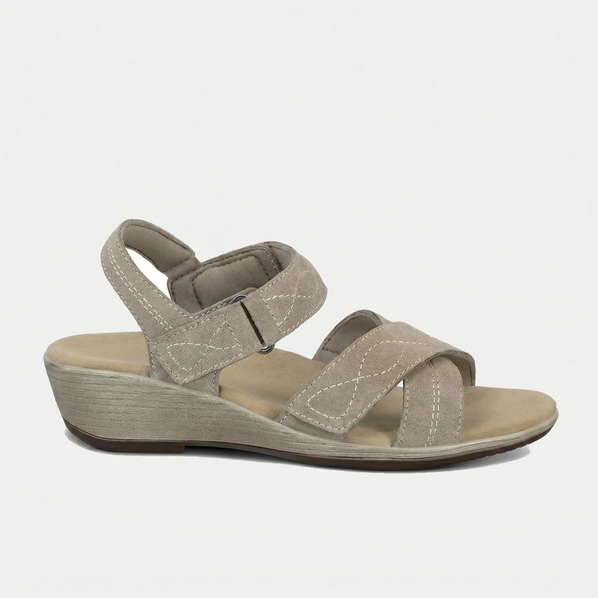 Holly – Warme elegantie in zacht taupe