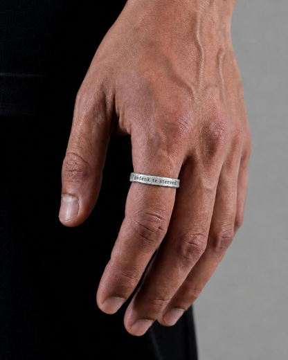 MEMENTO MORI RING