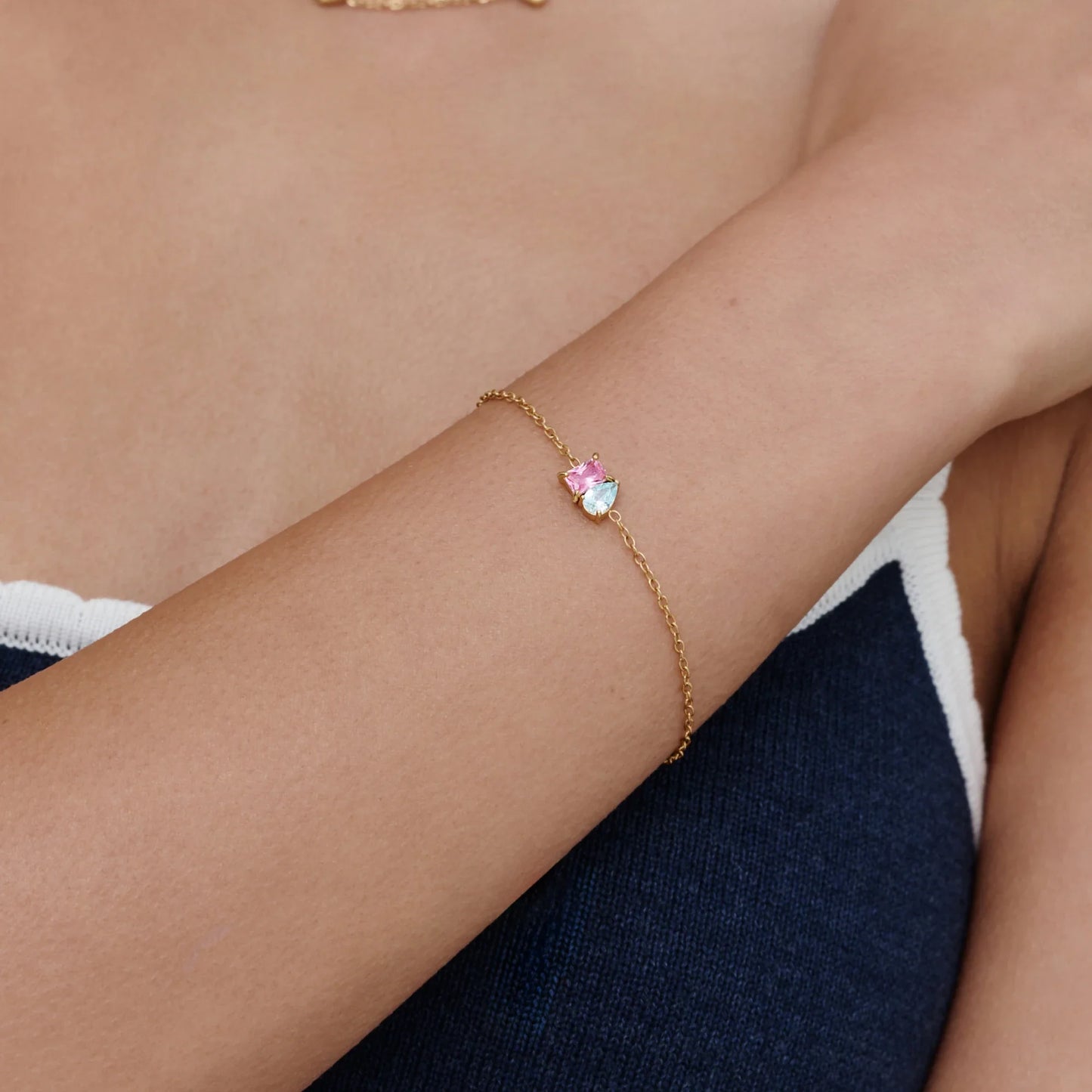 Glimmeria | Persoonlijk armbandje met twee geboortestenen naar keuze