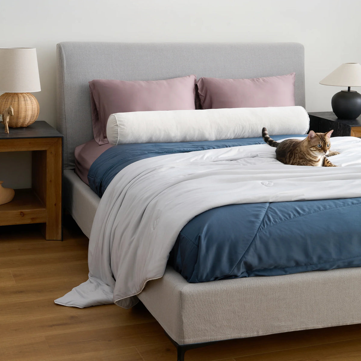 FURRFREE Breeze-dekbed – Huisdierhaar-afstotend voor gezinnen met honden of katten