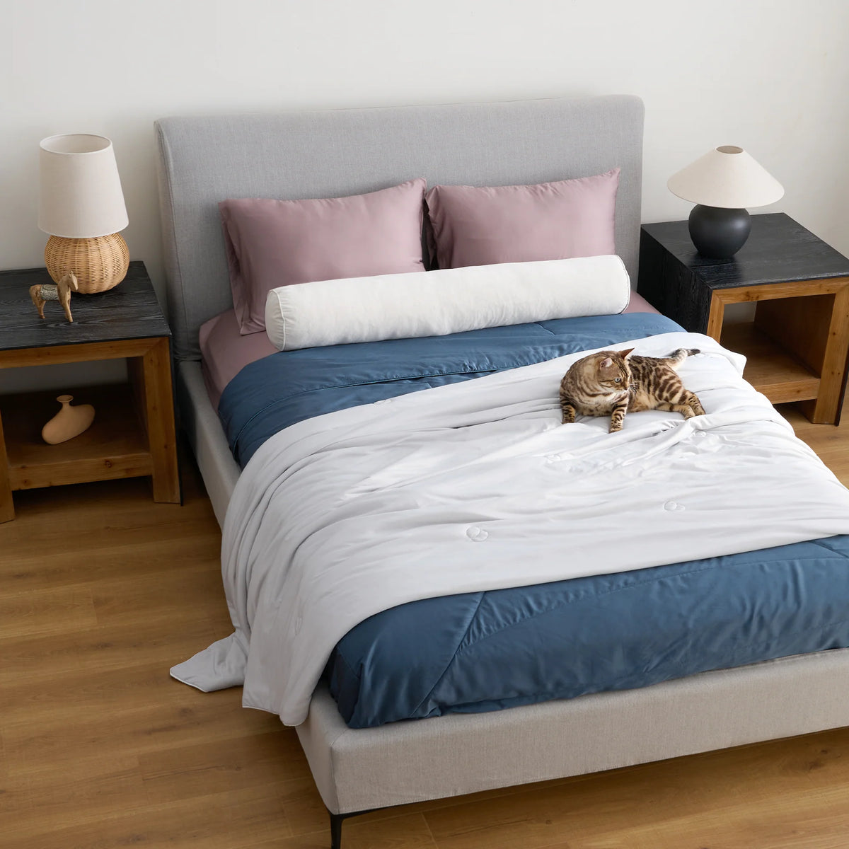 FURRFREE Breeze-dekbed – Huisdierhaar-afstotend voor gezinnen met honden of katten