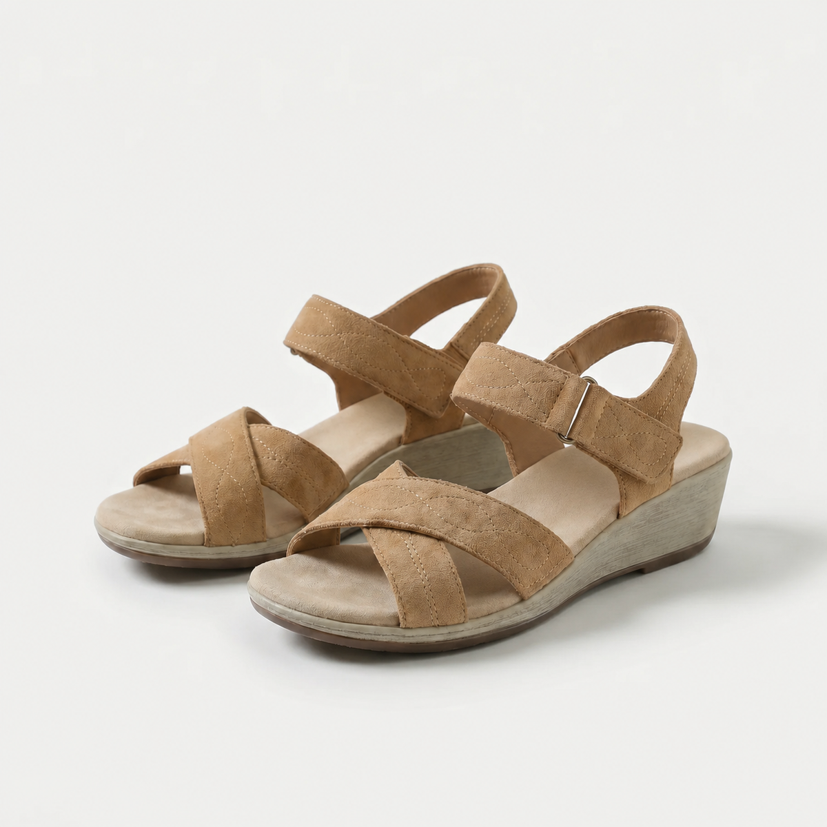 Holly – Warme elegantie in zacht taupe